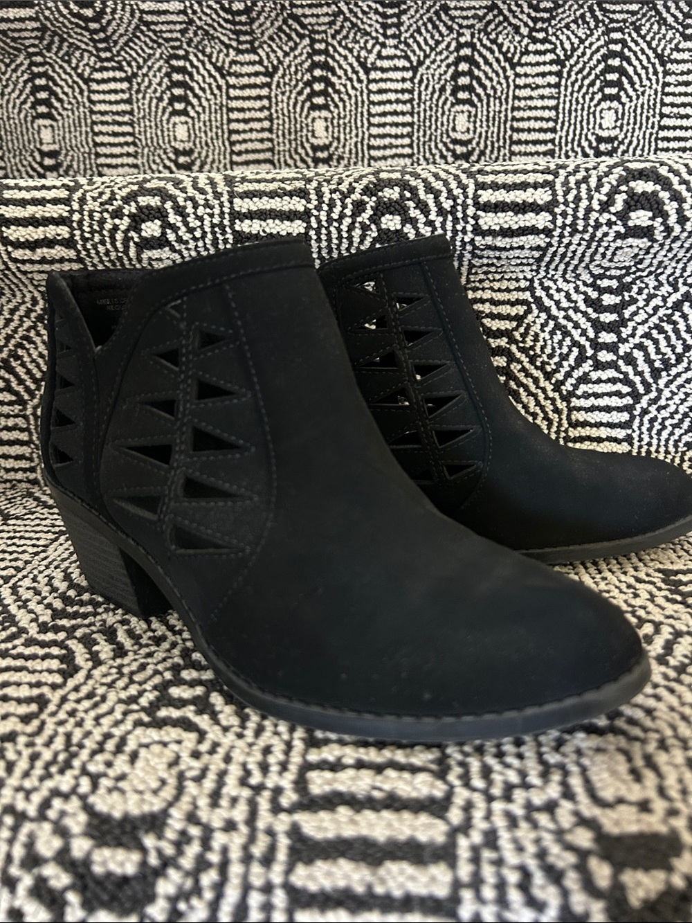 Girl’s Soda Black Booties